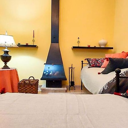 Apartamento Suite Alameda De Hercules Севилья Экстерьер фото